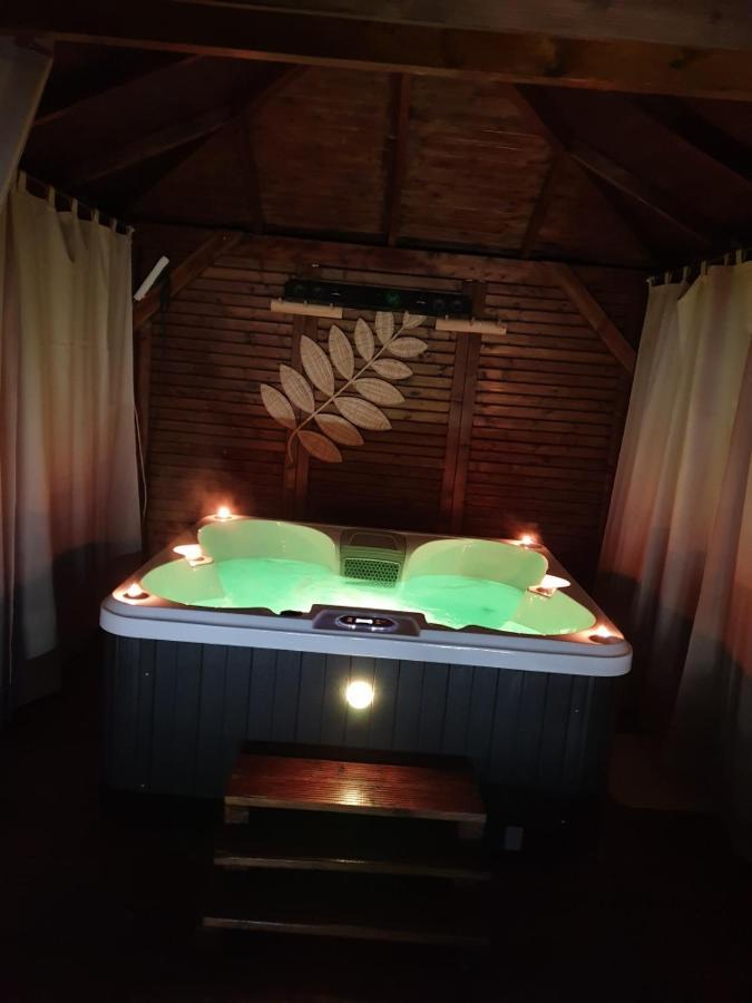 La Chaumiere Bed & Breakfast Saint-Martin-Saint-Firmin ภายนอก รูปภาพ